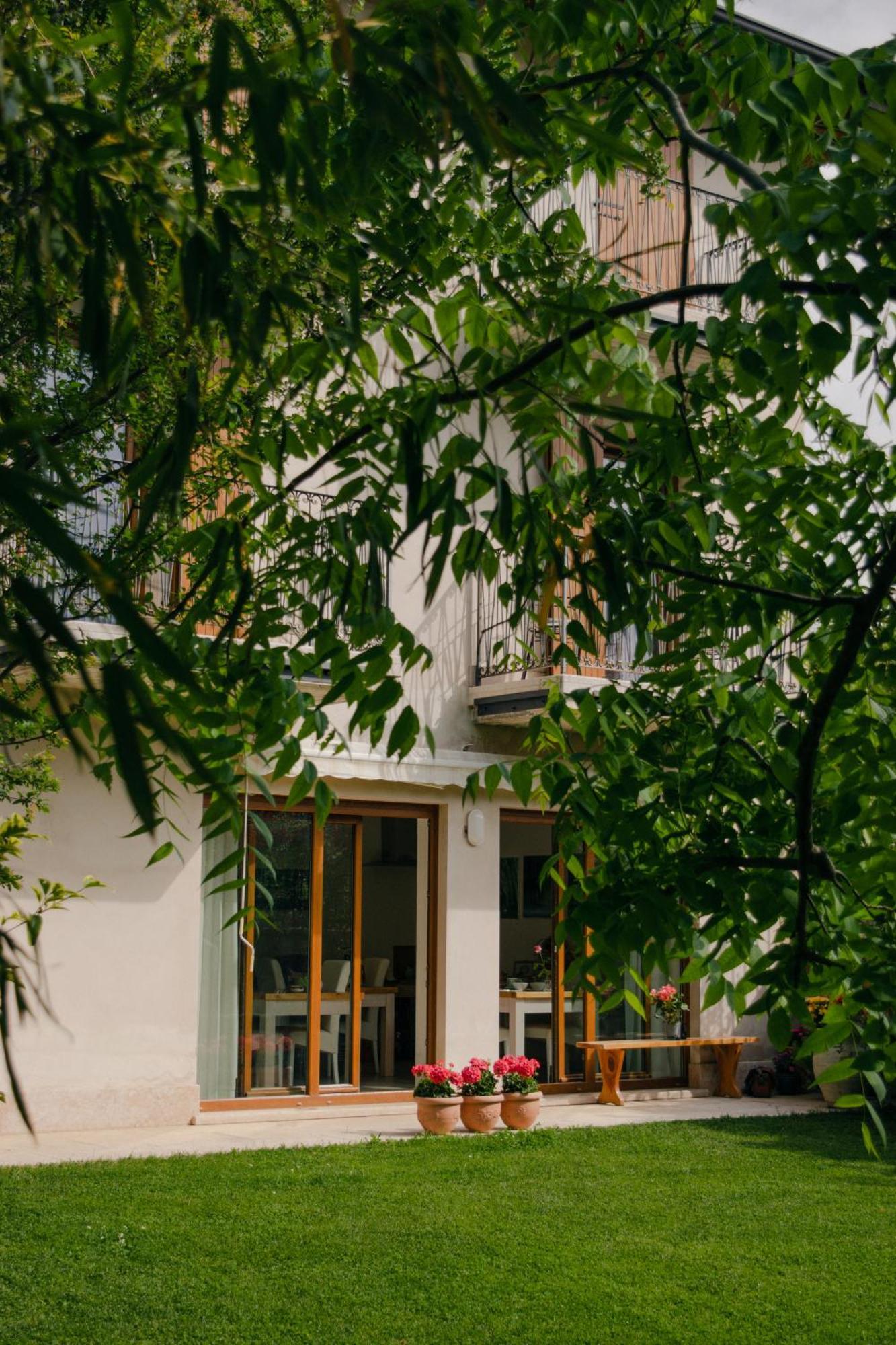 Rama Relais Bed & Breakfast Caprino Veronese Eksteriør bilde